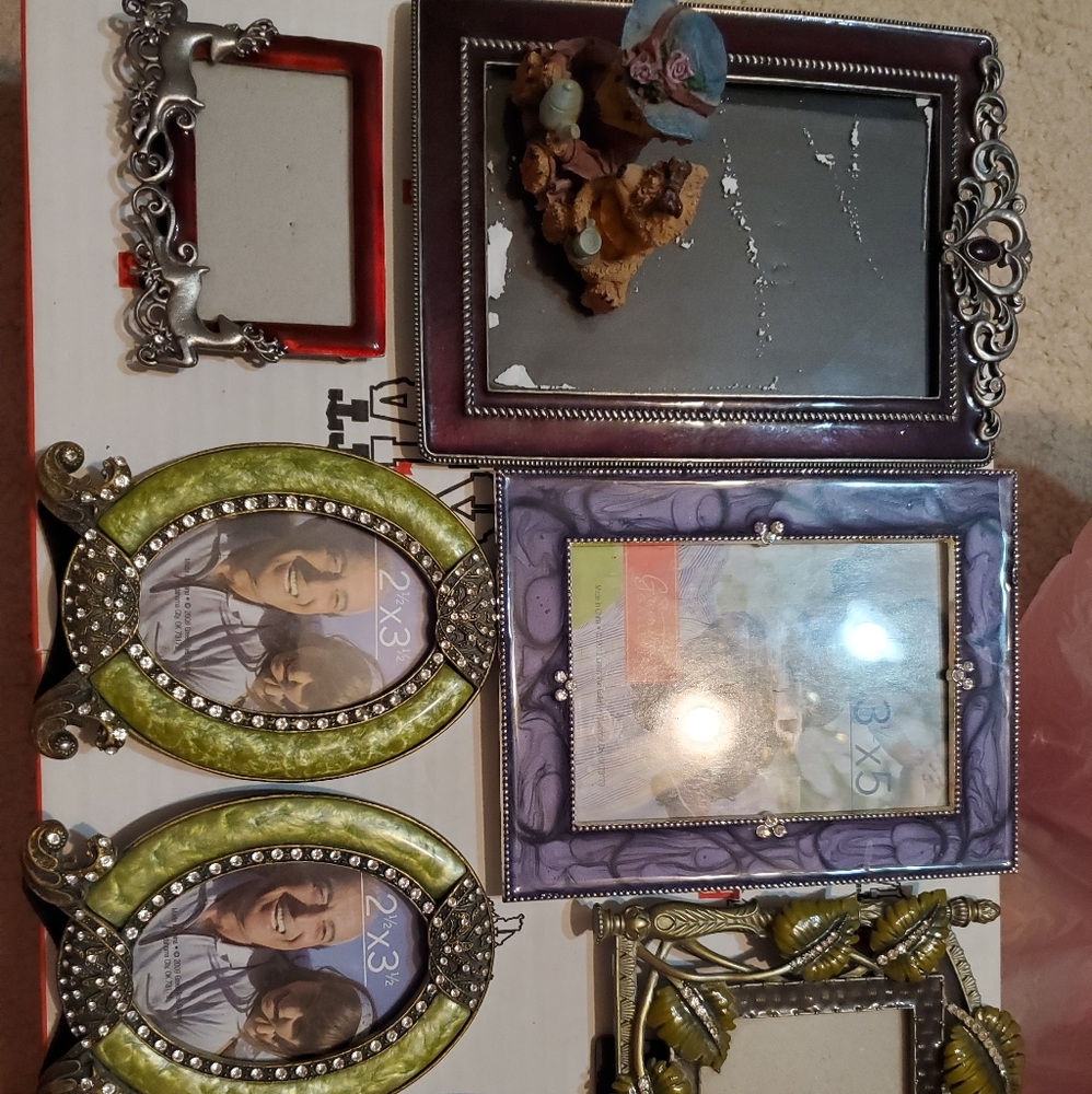 Picture frame bundle